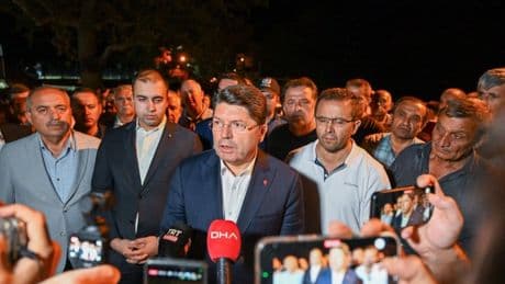 Orman yangınları nedeninle gözaltınan alınan şüphelilerden 17'si tutuklandı