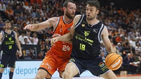 Montero dispara al Valencia y una lluvia de triples hunde al Gran Canaria
