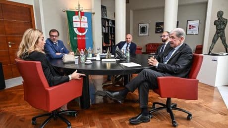 Primo vertice tra Bucci e Salis. Il governatore: “Comunanza di idee”. La sindaca: “Alto numero di donne in giunta” | Video | Foto