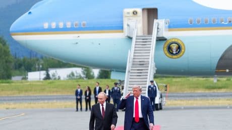 Trump and Putin Put on a Show in Summit, but No Ukraine Deal Emerges