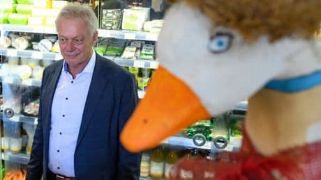 Agrarminister Rainer bricht mit Özdemir-Regel – und lässt wieder Fleisch servieren