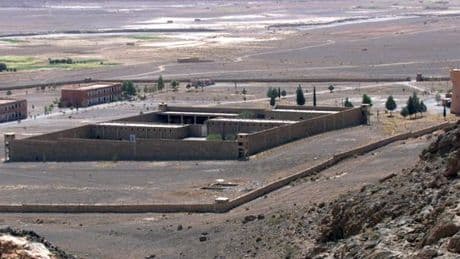 « Les digues sautent les unes après les autres » : au Maroc, l’histoire du pays se raconte (presque) sans filtre