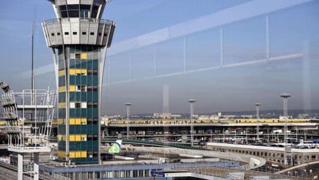 Un fallo en el control aéreo en París-Orly obliga a cancelar el 40% de los vuelos
