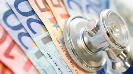 Krankenversicherung: Neuer Preisschock für Privatversicherte