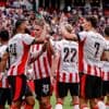 Alassane Pléa en Joey Veerman helpen PSV aan oefenzege op Athletic Club