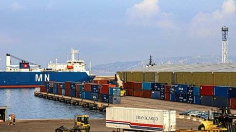 Pourquoi les dockers de Fos-sur-Mer bloquent des conteneurs à destination d’Israël