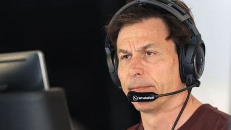 Toto Wolff risks making critical Max Verstappen mistake as F1 heartbreak still possible