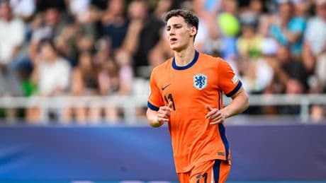 Ruben van Bommel in wachtkamer bij Napoli en Noa Lang