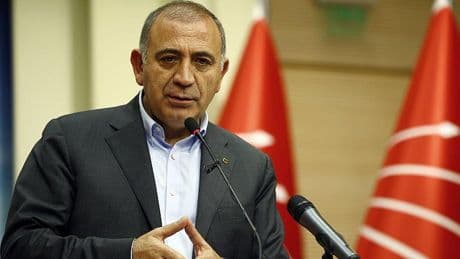 Özel, ihracını duyurmuştu... CHP Gürsel Tekin'den savunma istedi