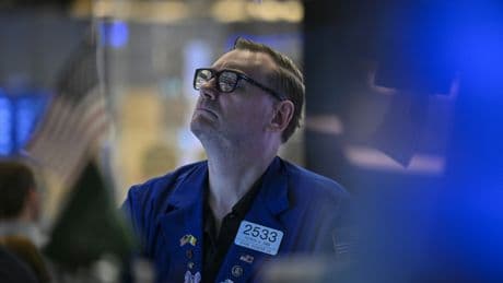 Wall Street sur la réserve avant les résultats de grands noms de la tech : Alphabet (Google) et Tesla
