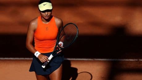 Emma Raducanu to continue coaching partnership with Mark Petchey for grass-court season