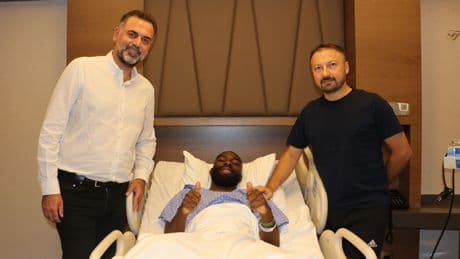 Galatasaray maçında sakatlanmıştı... Salem M’Bakata'nın sağlık durumu hakkında açıklama