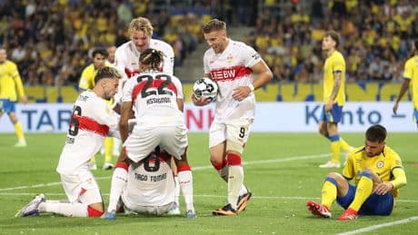 Acht-Tore-Spektakel, 20 Elfmeter - Stuttgart weiter nach Tor-Wahnsinn und Elfer-Drama!