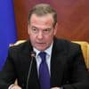Russische oud-president Medvedev dreigt met preventieve aanvallen op het Westen: “Rusland moet in volle kracht terugslaan”