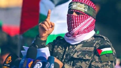 Abu Obeida, chi è «l'uomo senza volto» portavoce di Hamas ucciso nel raid Idf: la laurea in Teologia e la kefiah bianco-rossa