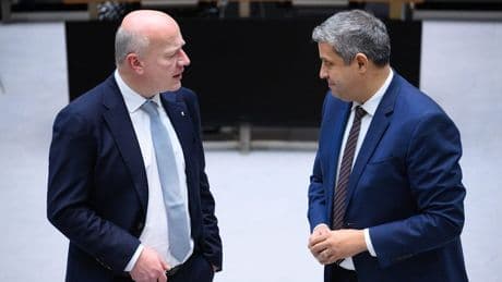 Gunnar Schupelius – Mein Ärger - Senat gibt zu viel für Flüchtlinge und Beamte aus