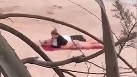 Video aus Mallorca - Hier schmust Schweinsteiger am Strand