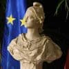 Communes nouvelles : l’accueil du public dans les mairies déléguées est-il condamné à disparaître ?