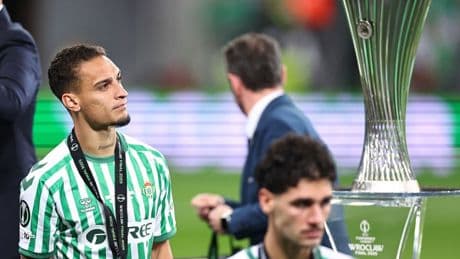 Antony speaks out on Man Utd future after painful end to Real Betis loan