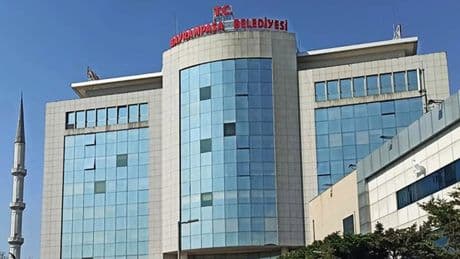 Bayrampaşa'da CHP'li 2 belediye meclis üyesi istifa etti