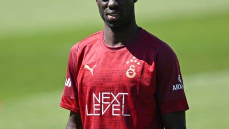 Galatasaray, Davinson Sanchez ile masaya oturdu!