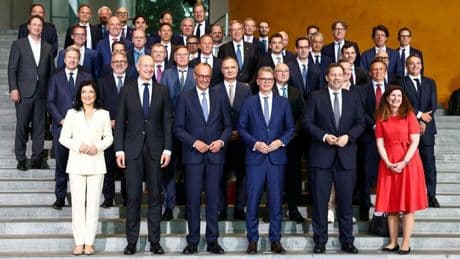 Investitionsgipfel: „Eine der größten Investitionsinitiativen der letzten Jahrzehnte“ – Merz lobt Offensive der Wirtschaft