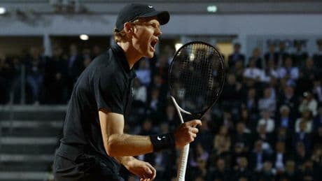 ?Sinner, oggi l'arrivo a Parigi: il sorteggio, i possibili avversari e le insidie (tra terra rossa e 5 set) del Roland Garros
