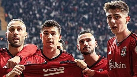 Beşiktaş'ta kritik gün! Geleceği netleşiyor