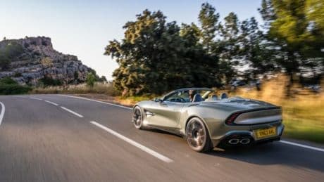 Aston Martin Vanquish Volante, la prova de Il Fatto.it – Lusso e potenza open air – FOTO