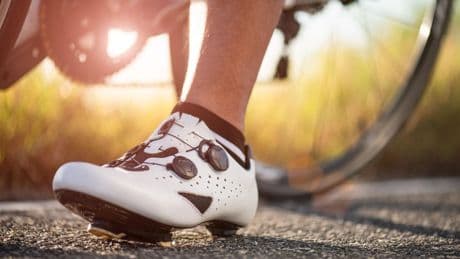 Power auf's Pedal: Rennradschuhe kaufen: Der Teufel steckt im Detail – Tipps und Tricks
