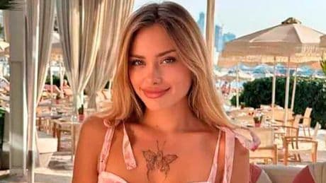 'Porta Potty' party model 'beaten and thrown from roof' after a twist of fate