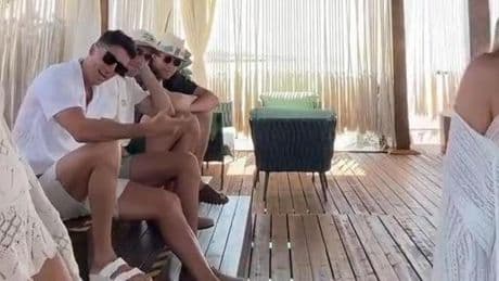 Szczesny, de vacaciones con Lewandowski
