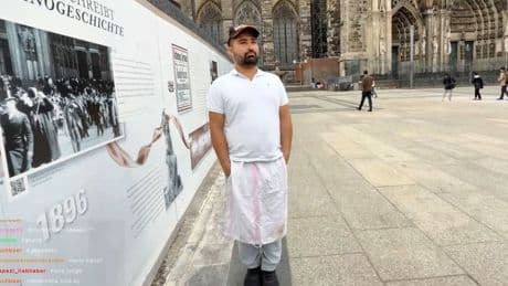Mit zwei Windeln - Warum ein Mann 39 Stunden vor dem Kölner Dom stand