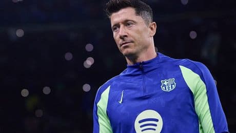 Why Robert Lewandowski isn’t starting for Barcelona against Real Madrid in El Clasico