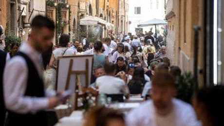 Ristorante, gli italiani spendono 96 miliardi