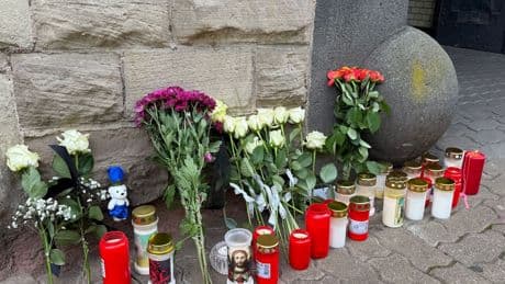 Saarland: Kondolenzbuch für erschossenen Polizisten in Staatskanzlei