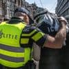 Wat de politie nou precies moet doen bij demonstraties is nergens vastgelegd, stelt Inspectie