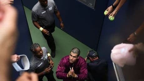 Alcaraz locker im Halbfinale – und im Kopf schon ganz woanders