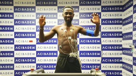 Beşikaş'ta Wilfred Ndidi sağlık kontrolünden geçti
