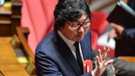 Agressions sexuelles : un procès requis contre l’ex-secrétaire d’État écologiste Jean-Vincent Placé