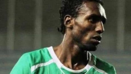 Gaza, ucciso in un raid Suleiman Obeid: ex star del calcio palestinese, era in fila per avere cibo