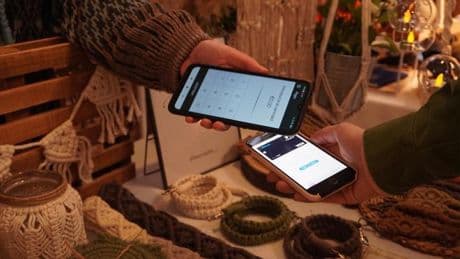 Tap to Pay llega a España: así es la nueva manera de pagar con tu iPhone