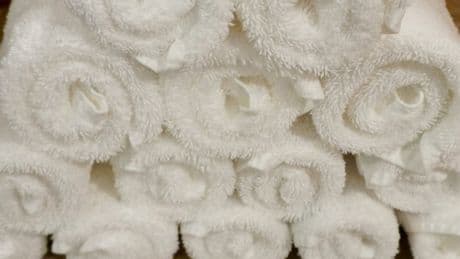This Cupboard Staple Will Make Stiff, Scratchy Towels Soft And Fluffy Again