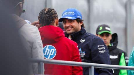 La preocupante ironía para Lewis Hamilton de ser superado otra vez por Carlos Sainz