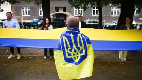 "Le pays restera libre": la fête de l'indépendance de l'Ukraine célébrée entre espoirs et résilience