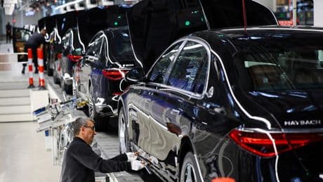 Le Parlement européen vote un assouplissement des règles environnementales pour l’industrie automobile