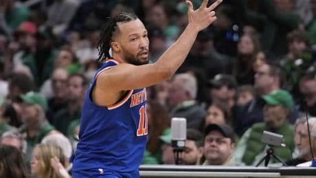 Pope Leo XIV brings hope to Chicago sports fans, and Knicks for their Villanova ties