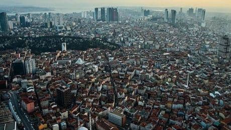 23 Nisan'daki depremden sonra kiralık ve satılık konut fiyatları fırladı