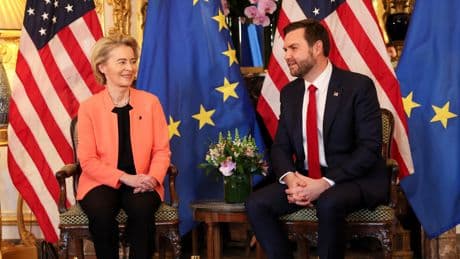 Europa retrasa su código de buenas prácticas de IA en medio de presiones directas de EE UU