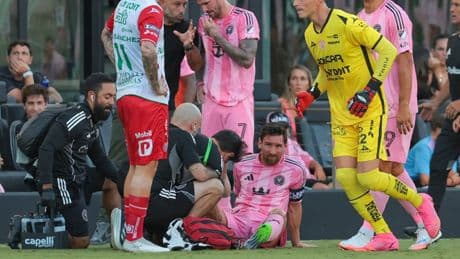 Inter Miami'de korkutan sakatlık: Lionel Messi devam edemedi!
